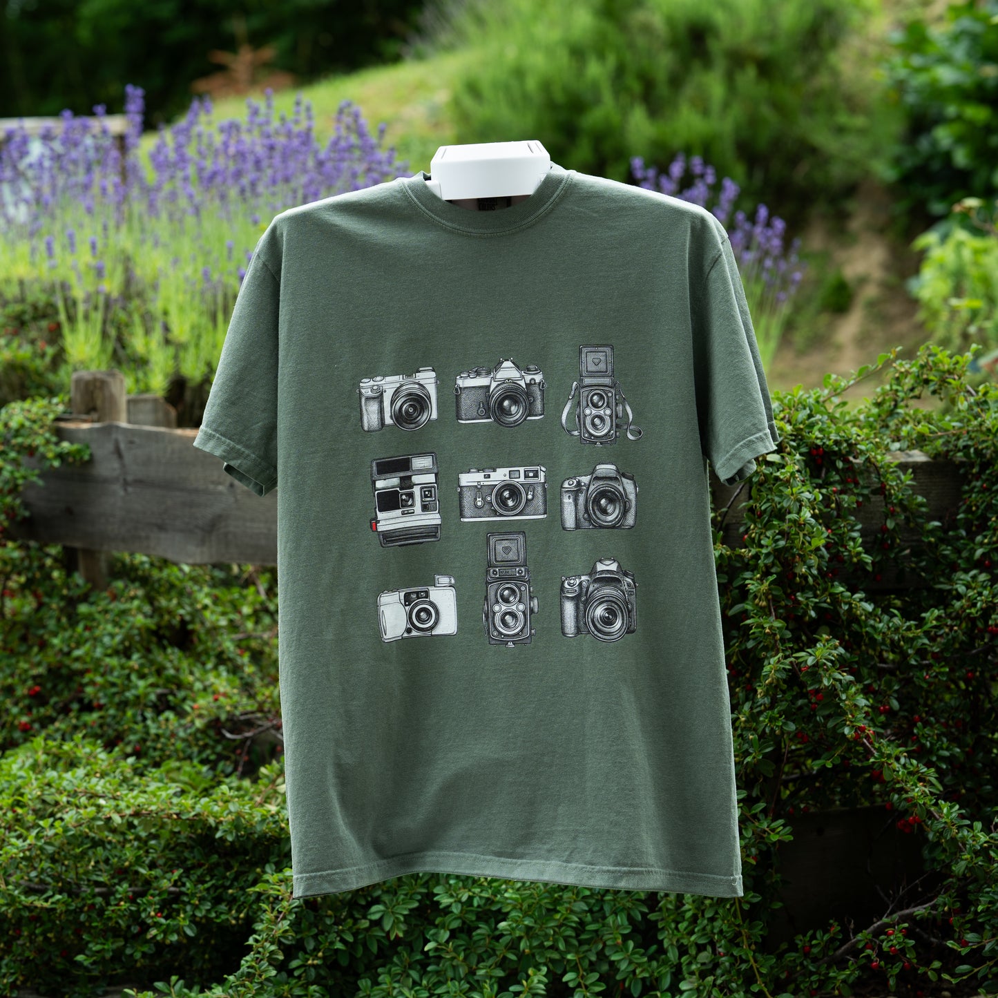 Vintage Cameras T-Shirt | Retro Photography Graphic Tee